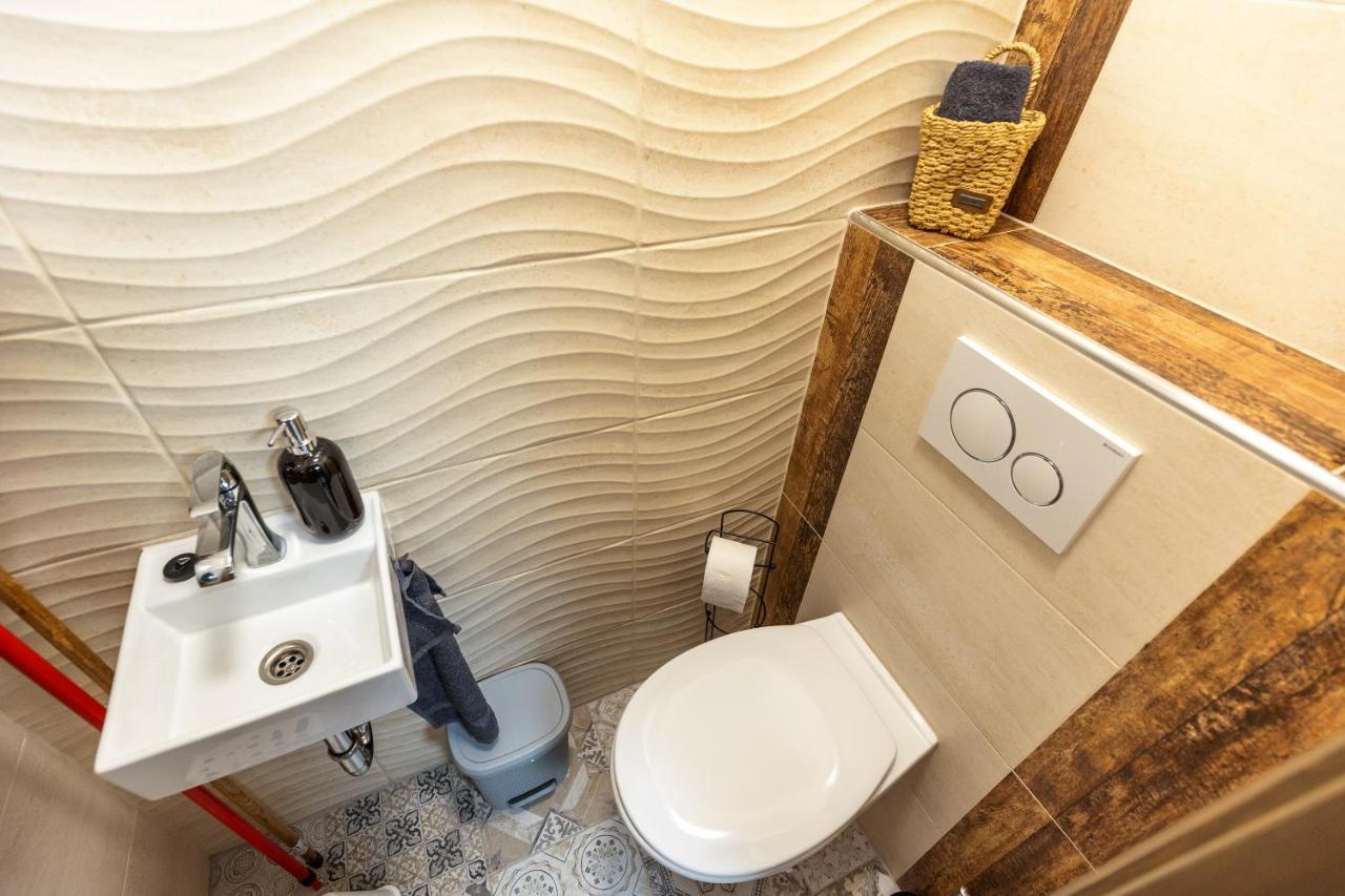 Riverside Luxury بودابست المظهر الخارجي الصورة